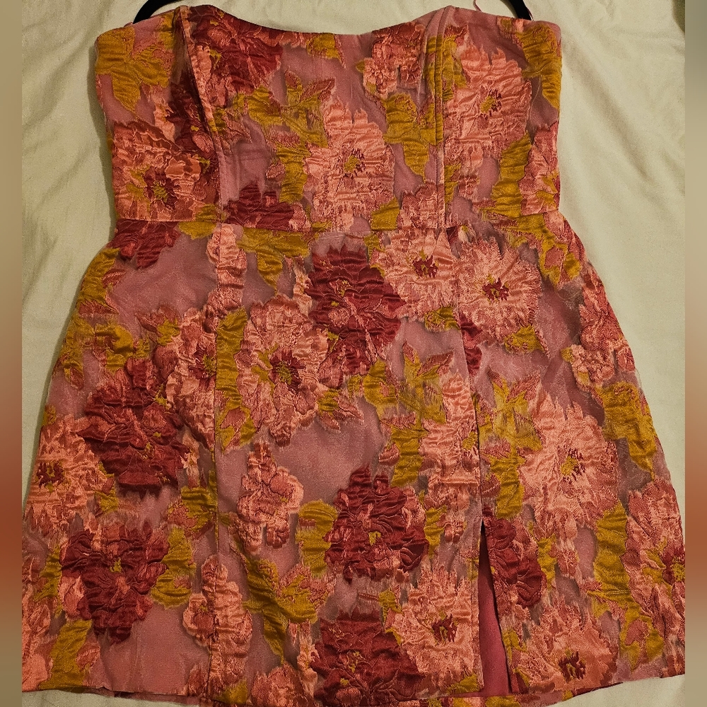 Showpo strapless dress size US 16